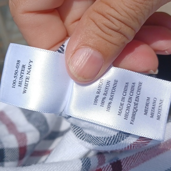 Rails Hunter Navy and White Plaid Flannel Button Up M - Picture 7 of 8